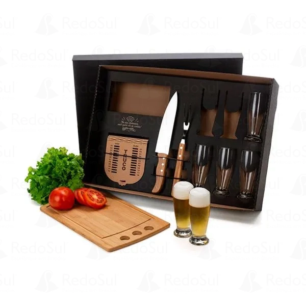 Kit personalizado Churrasco e cerveja com baralho de truco